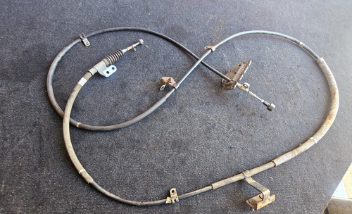 Mitsubishi Fuso Canter 2006 3.0 Diesel 4M42 3C13 Hand Brake Parking Cable