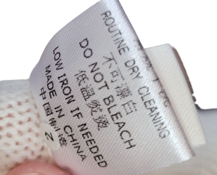 Soft Stylish "KNIT MIX" brand Sweater Teens Size Large (fits small)