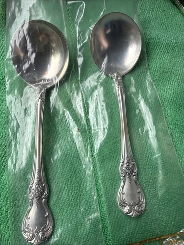 2 Lot  TOWLE OLD MASTER SS Sterling Silver Cream Soup Spoon 36g GC1 NOS GC1