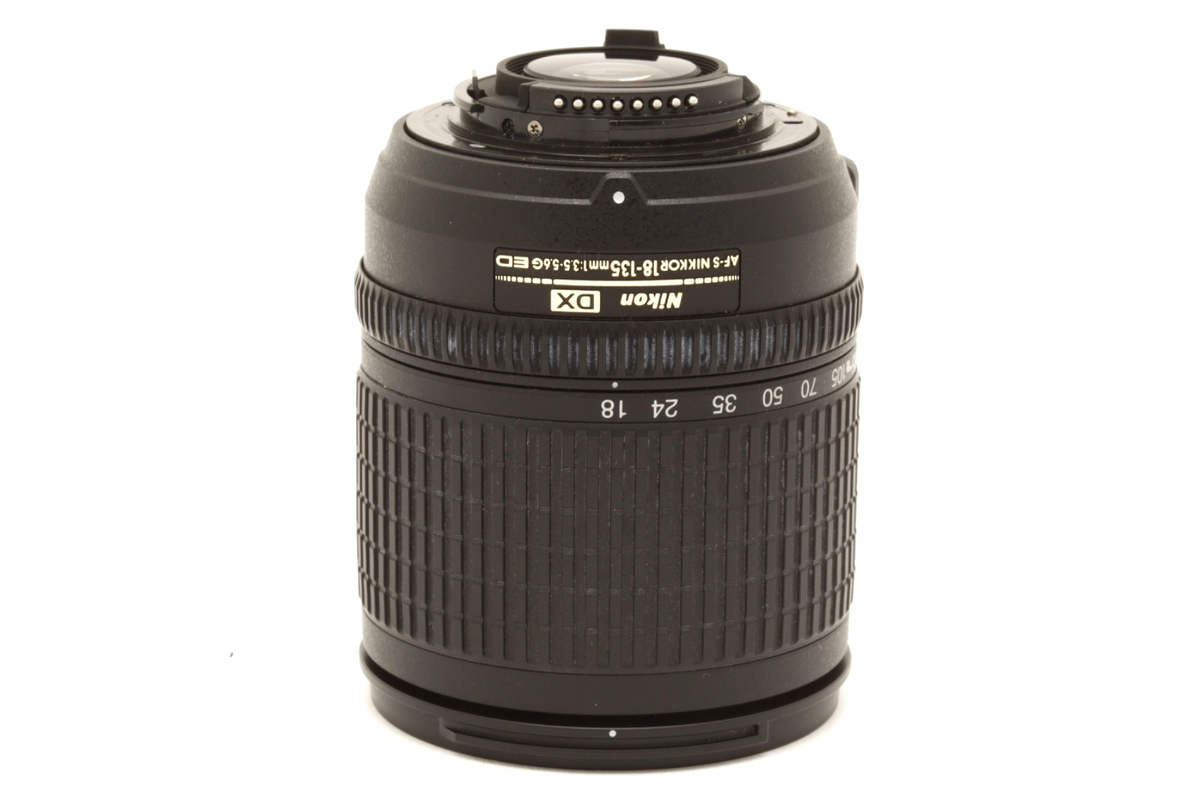 ニコン AF-S DX 18-135mm F3.5-5.6G ED #22428 Nikon AF-S DX NIKKOR 18-135mm f3.5-5.6 G ED Lens with Hood #50188