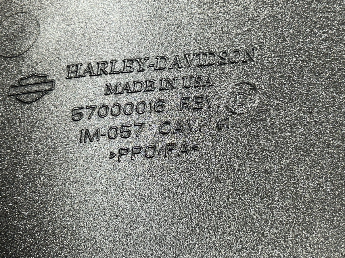 OEM HARLEY-DAVIDSON 2014-23 TOURING FRONT OUTER FAIRING 57000016