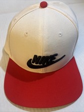 90s Nike Essential Snapback Taiwan Navy Blue  Embroidered White / Red