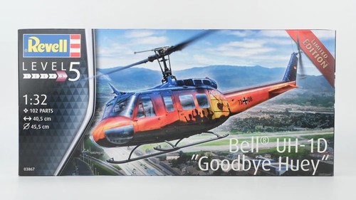 # Revell 1:32 3867 Bell UH-1D y Goodbye Huey | Condition: Gebraucht
