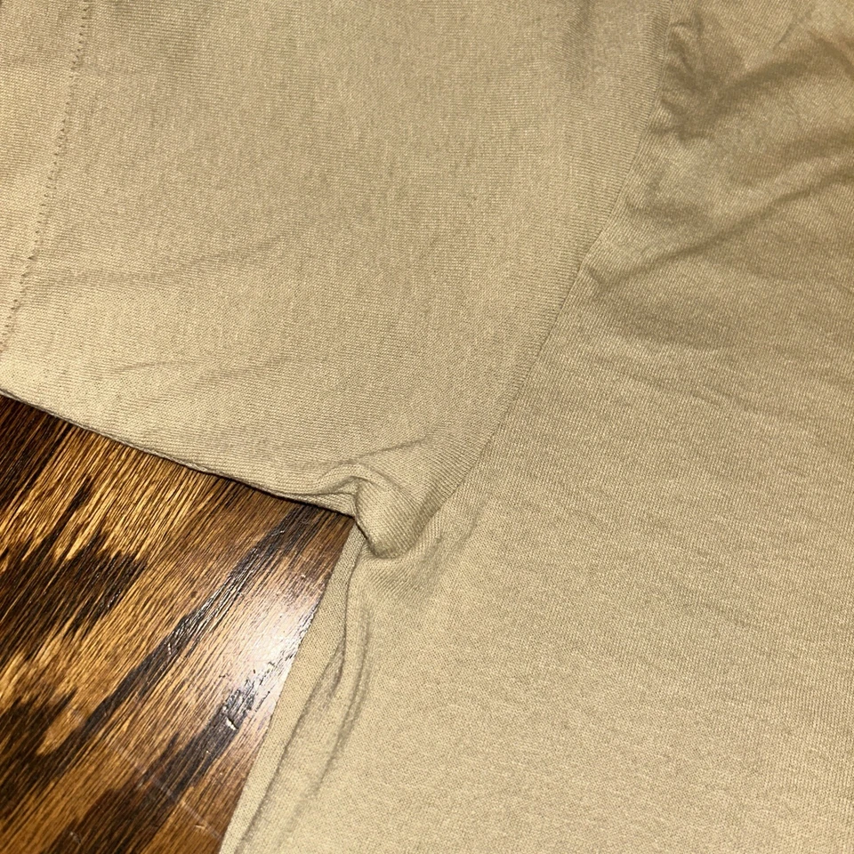 Paquete de 3 camisetas de manga corta Duke verde militar/bronceado 50/50 de polialgodón para hombre pequeñas Foto 3 de 4