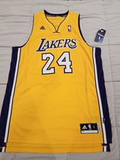 Ultimate Los Angeles Lakers Collector and Super Fan Gift Guide 44