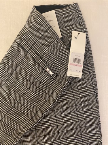 Calvin Klein, Stretch, sitzt knapp unter Naturabfall schlank durch die Hüften - Bild 5 von 5