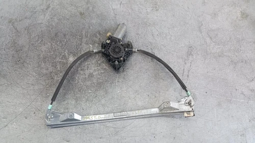 Alzacristalli Anteriore Sinistro. per RENAULT CLIO II FASE I (B/CB0) 19 792370 - Foto 1 di 10