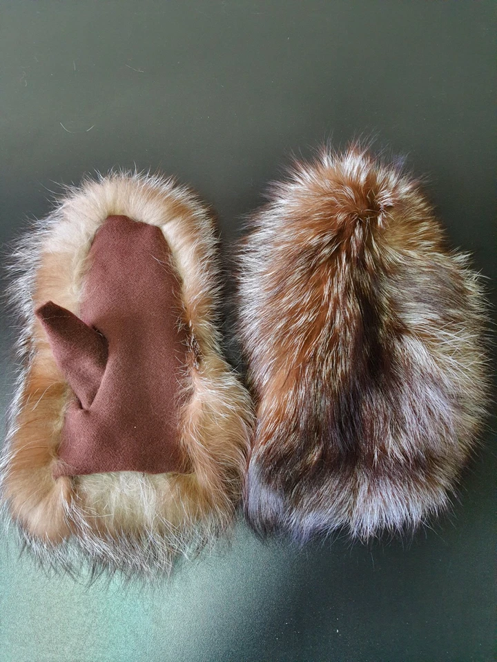 Mitones de piel de zorro de cristal hechos a mano con forro de cachemir y vellón Foto 2 de 4