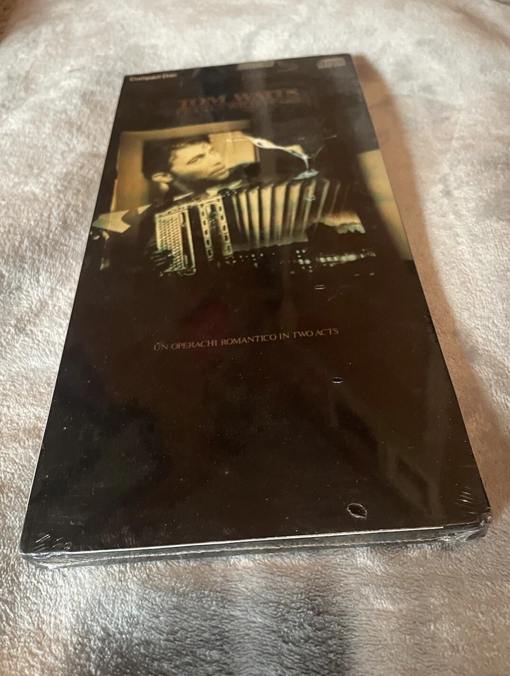Tom Waits Frank’s Wild Years LONG BOX SEALED CD LONGBOX Holy Grail Rock RARE Foto 3 de 4