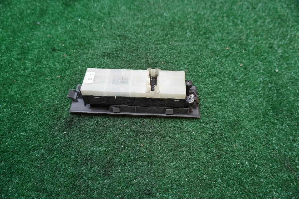 Interruptor de ventana Nissan Frontier Driver 2016 OEM 641-50574L Foto 2 de 4