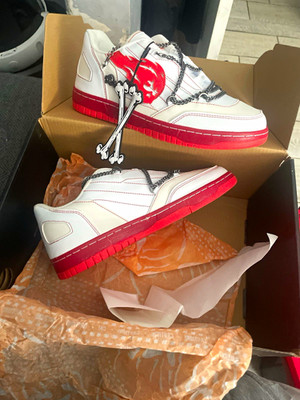 Watson Men's White/Red Leather Low Top Lace-Up Sneaker Skull Theme
