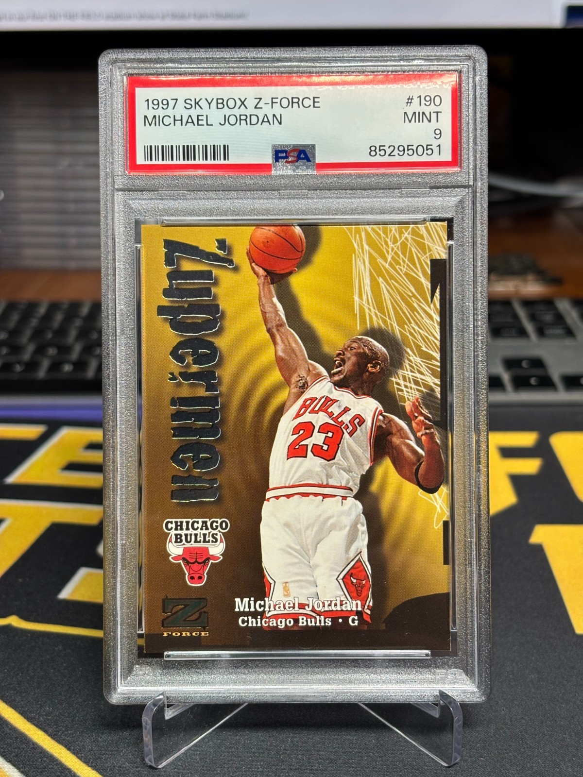 1997 Skybox Z-Force MICHAEL JORDAN #190 PSA 9 NBA Chicago Bulls