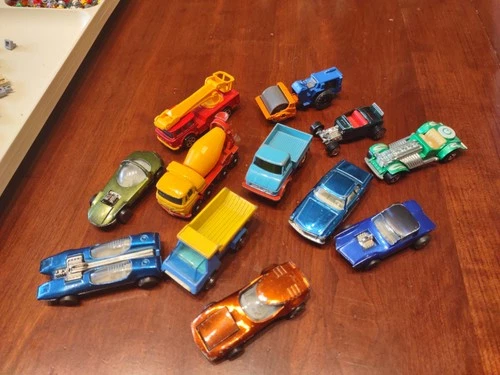 Vintage Hotwheels Redlines, Lesney, Matchbox, Johnny Lightning, Toy Cars