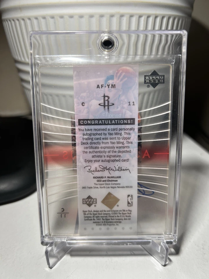 2004 Yao Ming Upper Deck Trilogy Auto Focus Autograph - Image 2 of 2