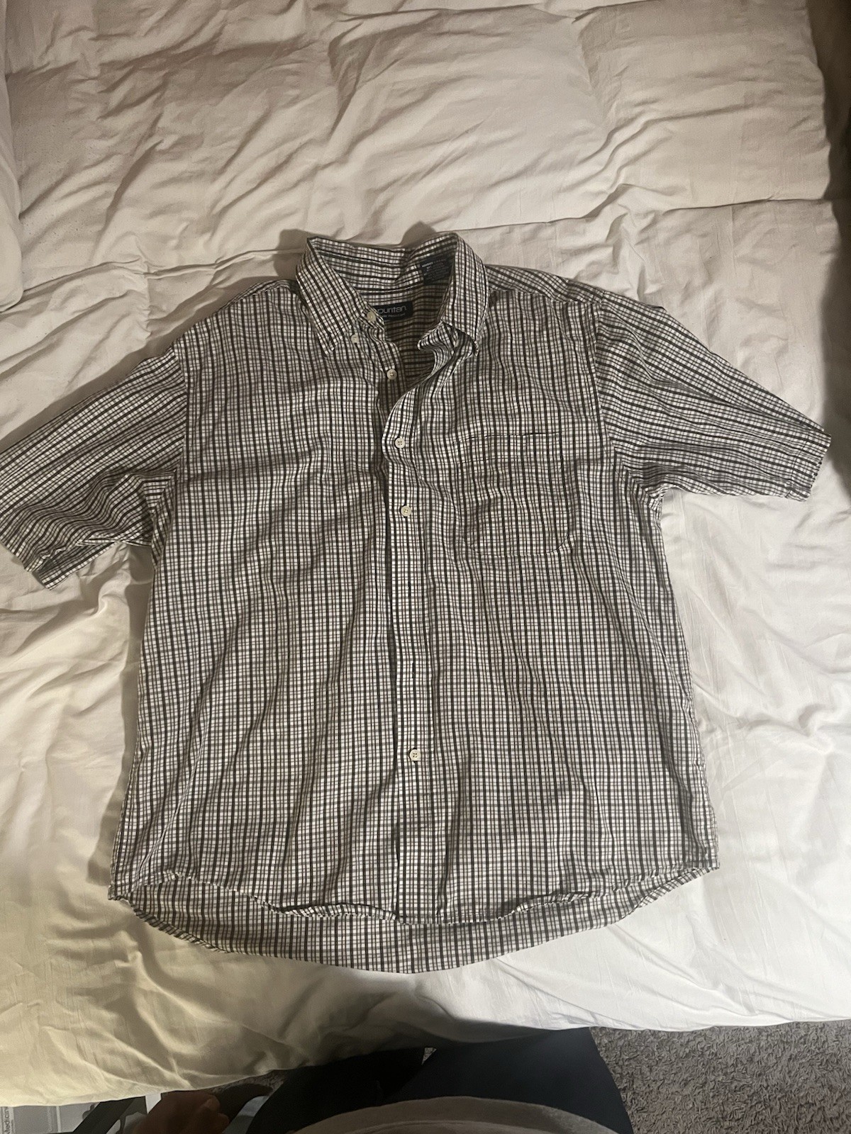 Men's Short Sleeve Plaid Button-Down Shirt, Size Large
