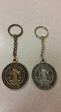 LARGE HOLY SAN BENITO SAINT BENEDICT METAL KEYCHAIN KEYRING SILVER/GOLD COLOR