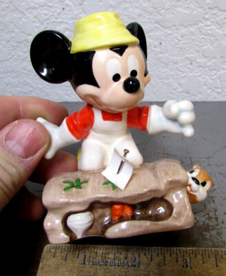 1984 Goebel Germany Disney Porcelain Mickey Mouse Gardener Figurine 4 inch tall