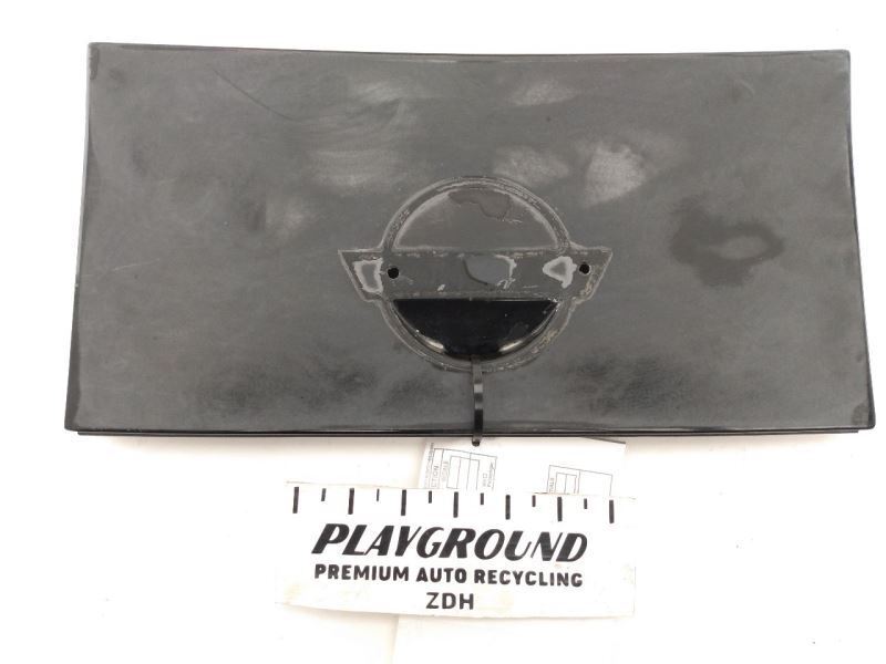 CORVETTE C4 Rear Emblem Body Panel Mount Fits 84-96