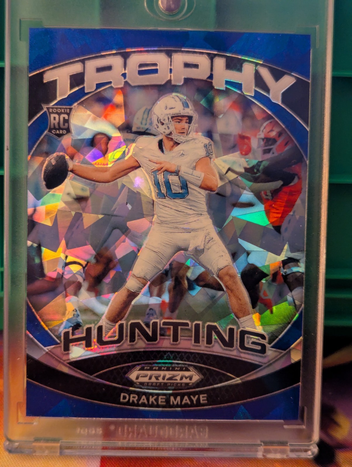 2024 Panini Prizm Draft Picks - Trophy Hunting Drake Maye Blue Ice Prizm /99 RC