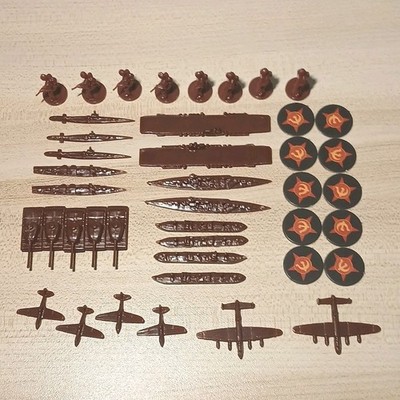 Axis & Allies 1941 Replacement Parts USSR 42 Pieces & Markers 2012 Board Game