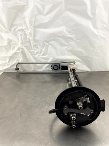 Freightliner DEF Tank Header 04-31353-001 - Picture 3 of 10