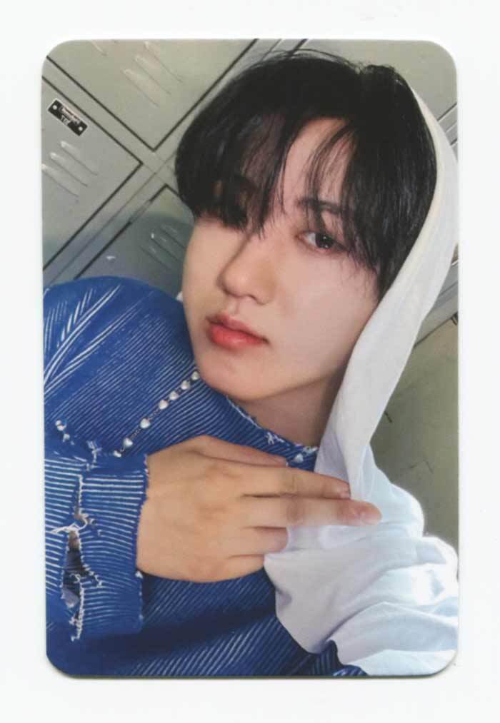 STRAY KIDS - 樂-STAR ROCK-STAR [APPLE MUSIC KOREA] EXCLUSIVE