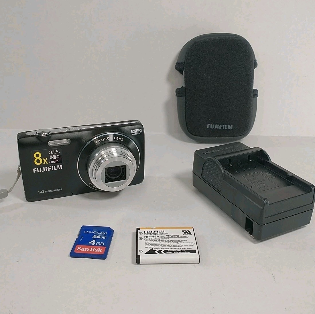 Fujifilm FinePix JZ100 14MP Digital Camera 4GB SD Card Charger