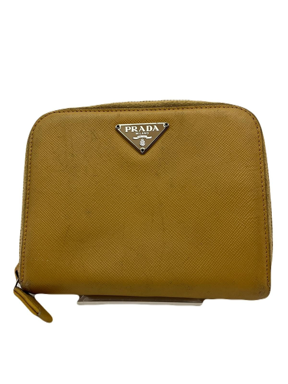 Prada Brown Leather Fold Wallet Pre-Owned T1833-4