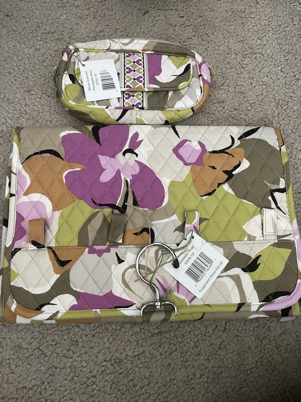 Vera Bradley Hanging Organizer And Cosmetic Case