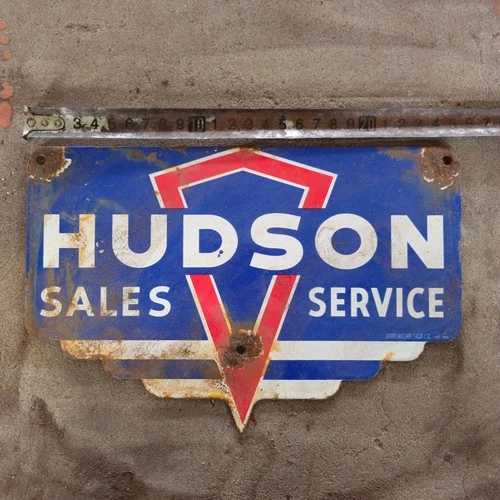 VINTAGE HUDSON SALES SERVICE OLD US GASOLINE OIL GAS PUMP ENAMEL PORCELAIN SIGN