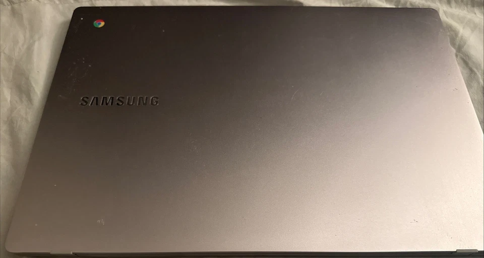 Samsung Chromebook 4 11.6" With Charger - Image 2 of 2