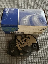 NOS 82 92 Camaro 81 86 Chevy GMC Square Body Truck Hood Latch 15757371 Olds Cadi