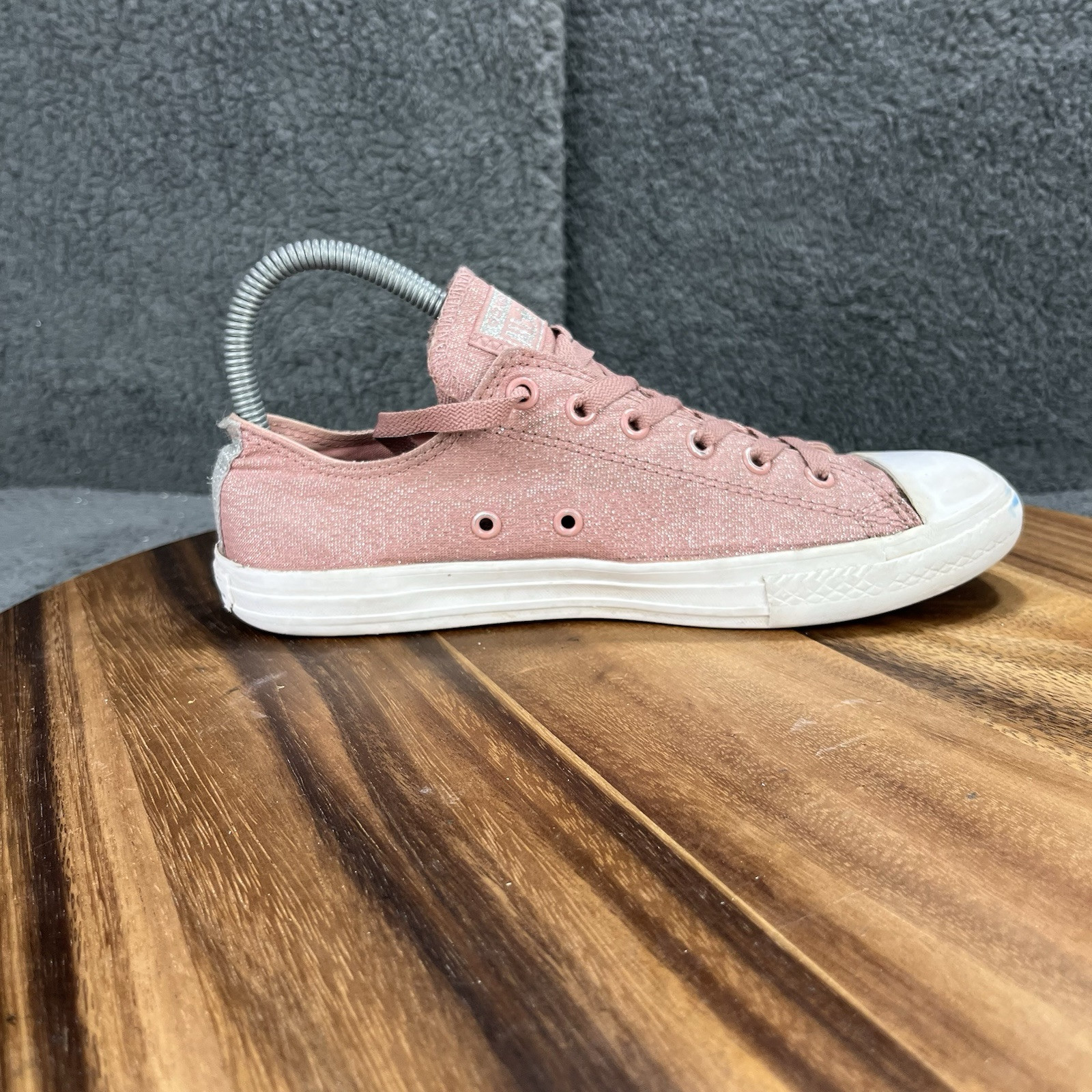 Converse Chuck Taylor All Star Junior Low Top Sneakers Pink Glitter Size 5 thumbnail 9