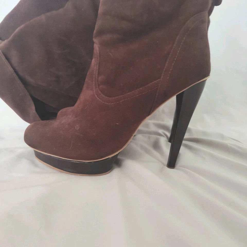 Botas hasta la rodilla Fahrenheit marrón oscuro para mujer talla 9 tacón de plataforma  Foto 2 de 4