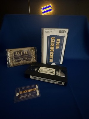 Original Blockbuster Video Apollo 13  VHS (1995)  - Nostalgia Collector Set