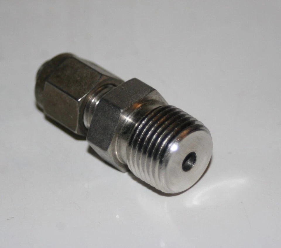 1/4 Tube x 3/8 MNPT 316ss Sleeved Ferrule Male Connector Tylok  SS-4-DMC-6 - Image 2 of 3