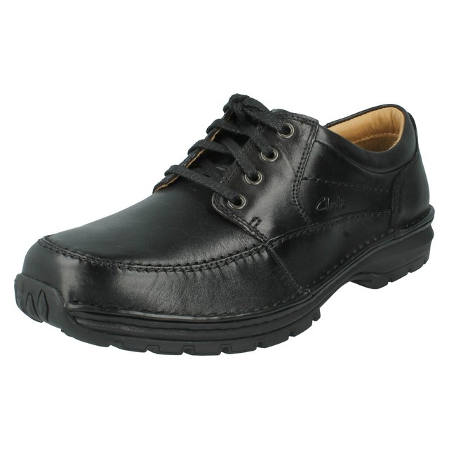clarks lightweight shoes