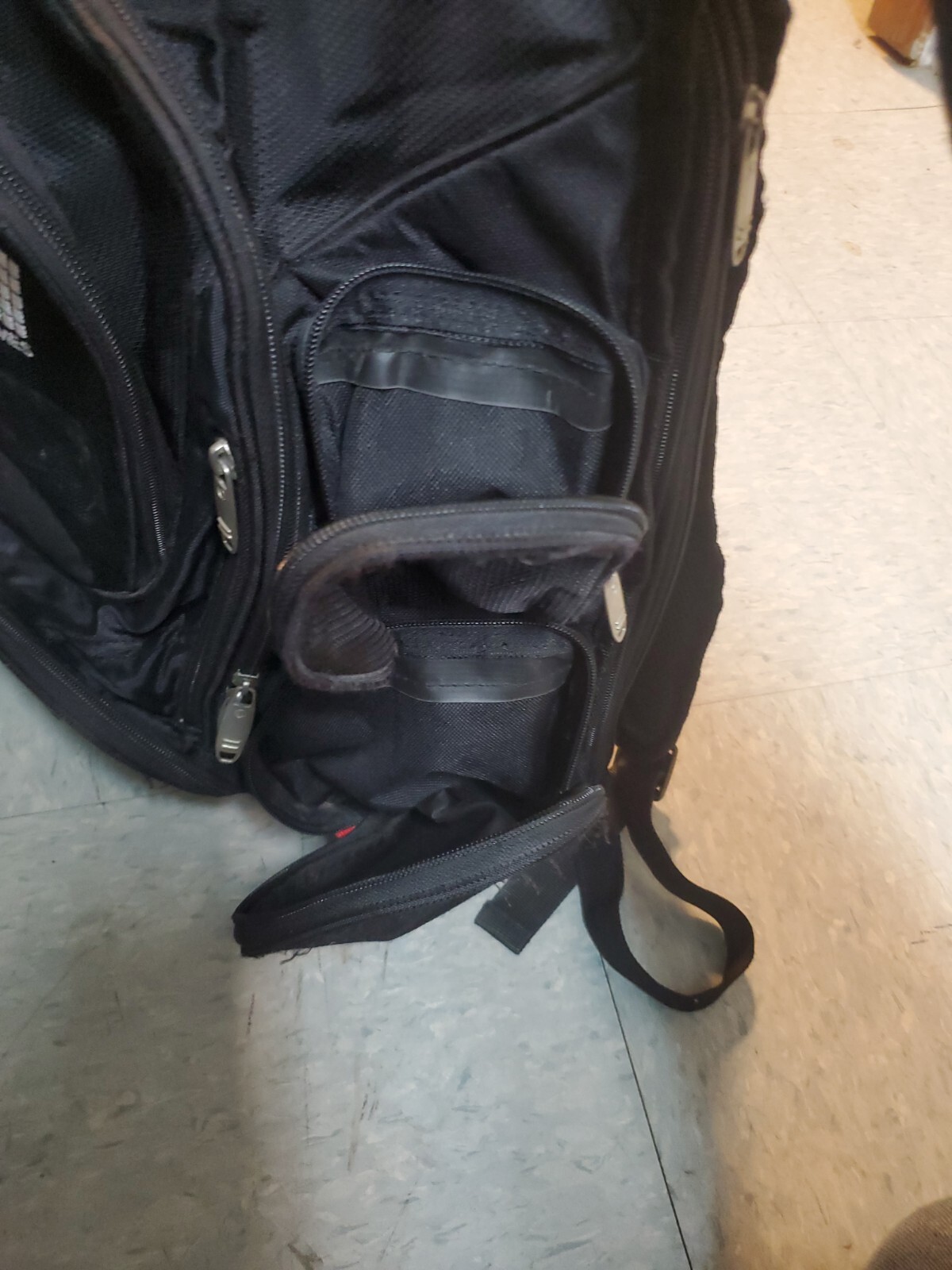 Scientific Games backpack With Side Pockets And C… - image 6