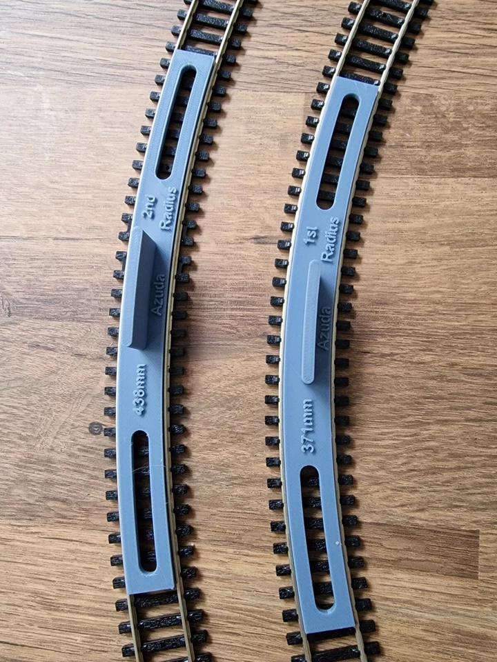OO/HO Gauge Track Radius Template Guide and Spacer Set - Image 4 of 4