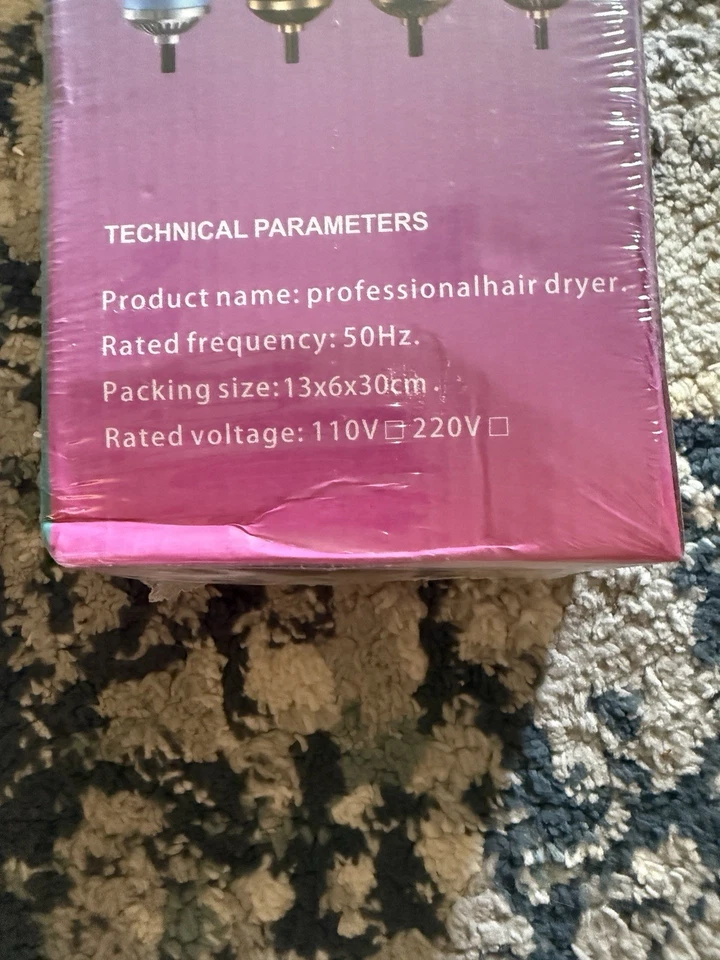 时尚女士吹风机带扩散器和梳子 — 第 3/3 张图片