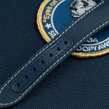 OMEGA Speedmaster Anniversary 310.32.42.50.02.001 Silver Snoopy Chrono 42mm B&P 9