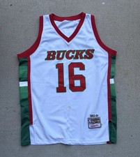 MITCHELL & NESS NBA THROWBACK MILWAUKEE BUCKS BOB LANIER 1983-84 HOME JERSEY 52