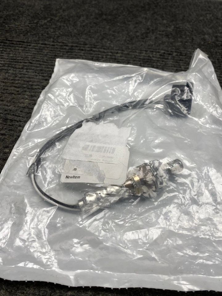 Genuine Mopar Oxygen Sensor Left Side After Catalyst 56029049AA - Image 2 of 4