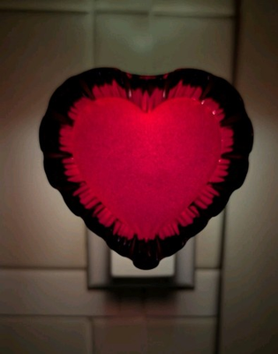 #ad *NEW RELEASE* Bath amp; Body Works Valentine#x27;s Day Felt Heart Wallflower Plug in $25.80