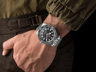 RADO HyperChrome Captain Cook - R32105103