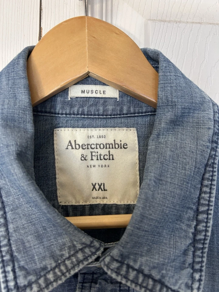 Denim con botones Abercrombie & Fitch XXL Y2K ajuste muscular para hombre  Foto 2 de 4