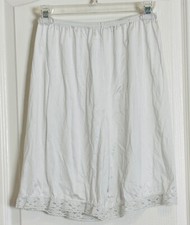VINTAGE VANITY FAIR WHITE BLOOMERS PANTALOONS PANTIES LINGERIE LACE HEM WM SMALL