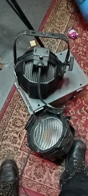  ETC Source 4 Parnel Par / Fresnel 750W Bühne Theater Lichtquelle Vier