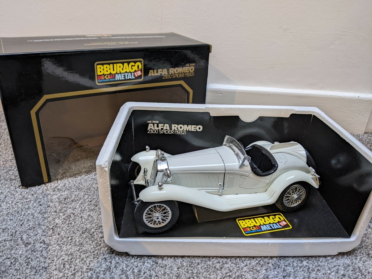 Modèle Réduit Bburago Alfa Romeo 2300 Spider 1932 - Échelle 1/18, Blanc, Oldtimer Vintage, Occasion