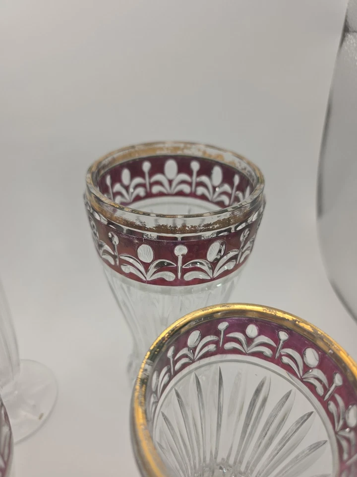 Set Of 4 Vintage Ruby Red Flass Tumblers/Glasses With Gold Trim - Image 3 of 4